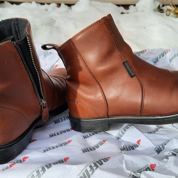 SOLD.  WOMEN’S WATERPROOF CHELSEA BOOT sz 7 - Picture 3 of 5